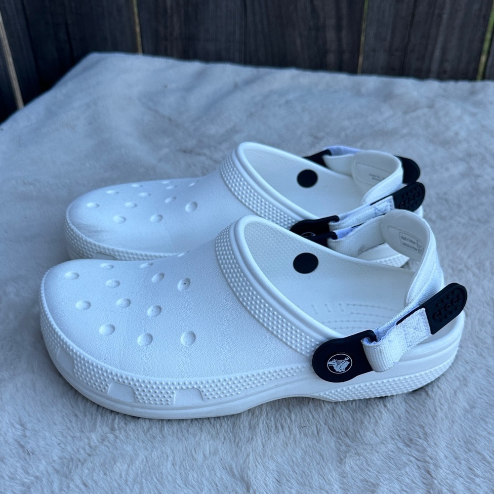 Crocs Unisex-Adult Classic Work Clogs, Adjustable Slip Resistant Work Shoes sz 8